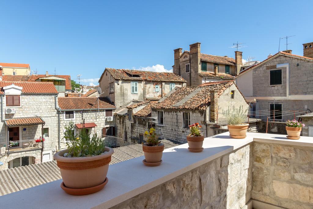 Apartman Sv Petar Stari U Centru Splita Exterior photo